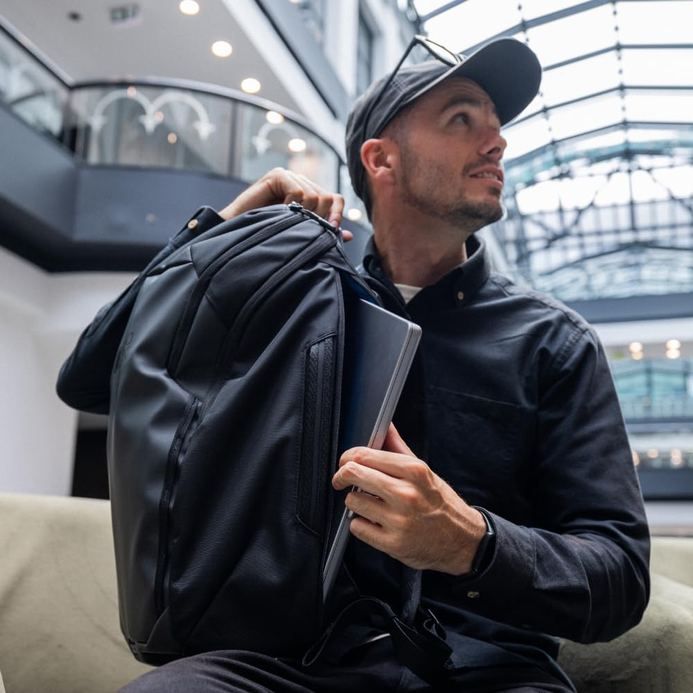 Quad Lock Backpack Traverse 26L - Image 3