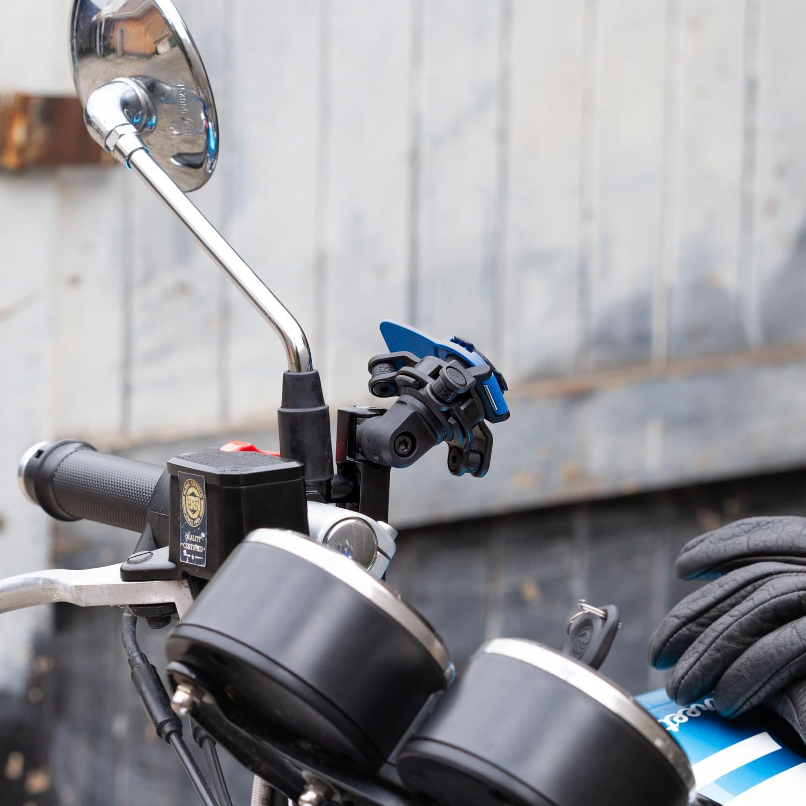 Quad Lock Brake Clutch Motorcycle Mount - Compatible MAG and Original Cases for Motorcycle Phone Mount Holder - Image 4