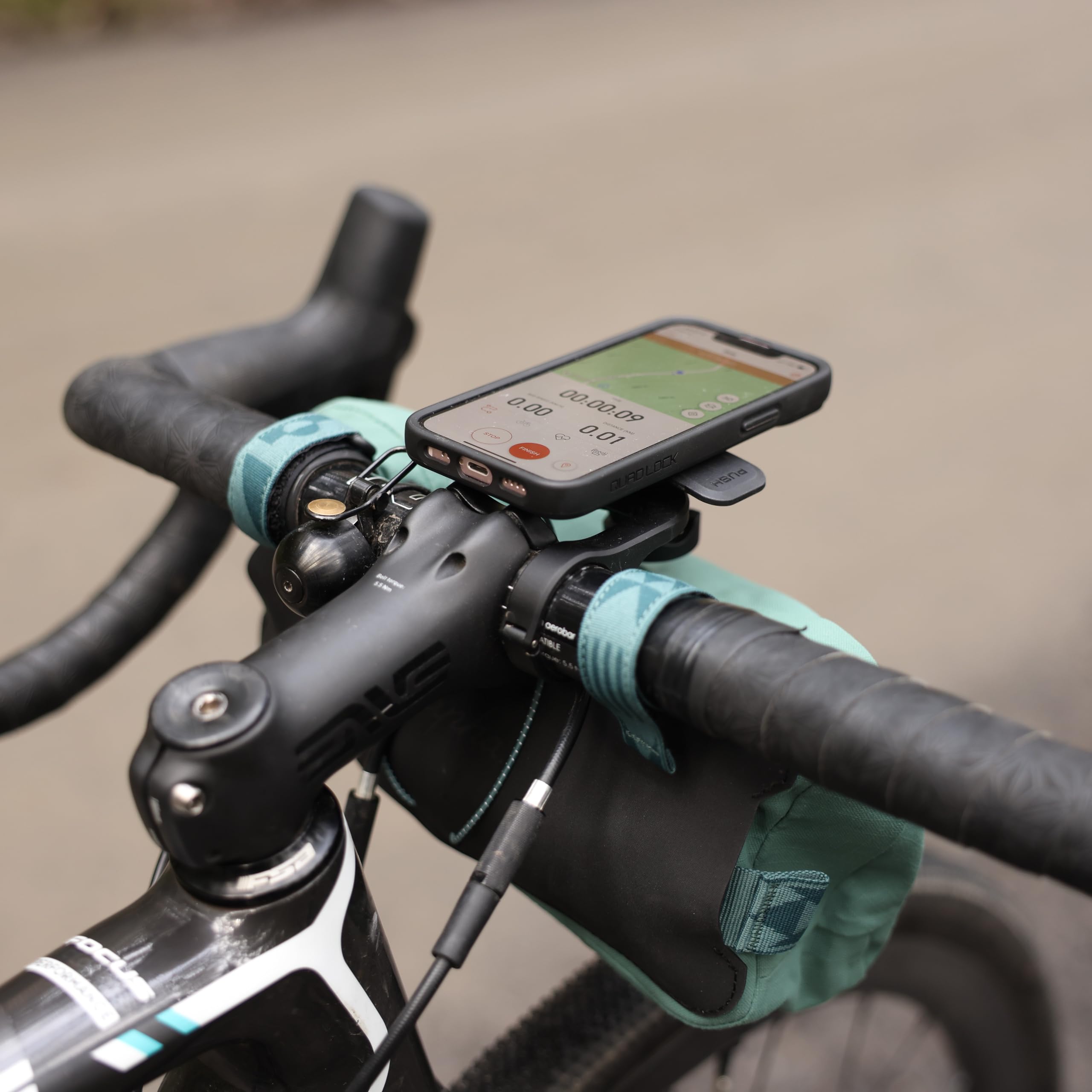 Quad Lock Out Front PRO Handlebar Bike Phone Mount (V2) with MAG Phone Case for iPhone 17 Pro Max - Image 7