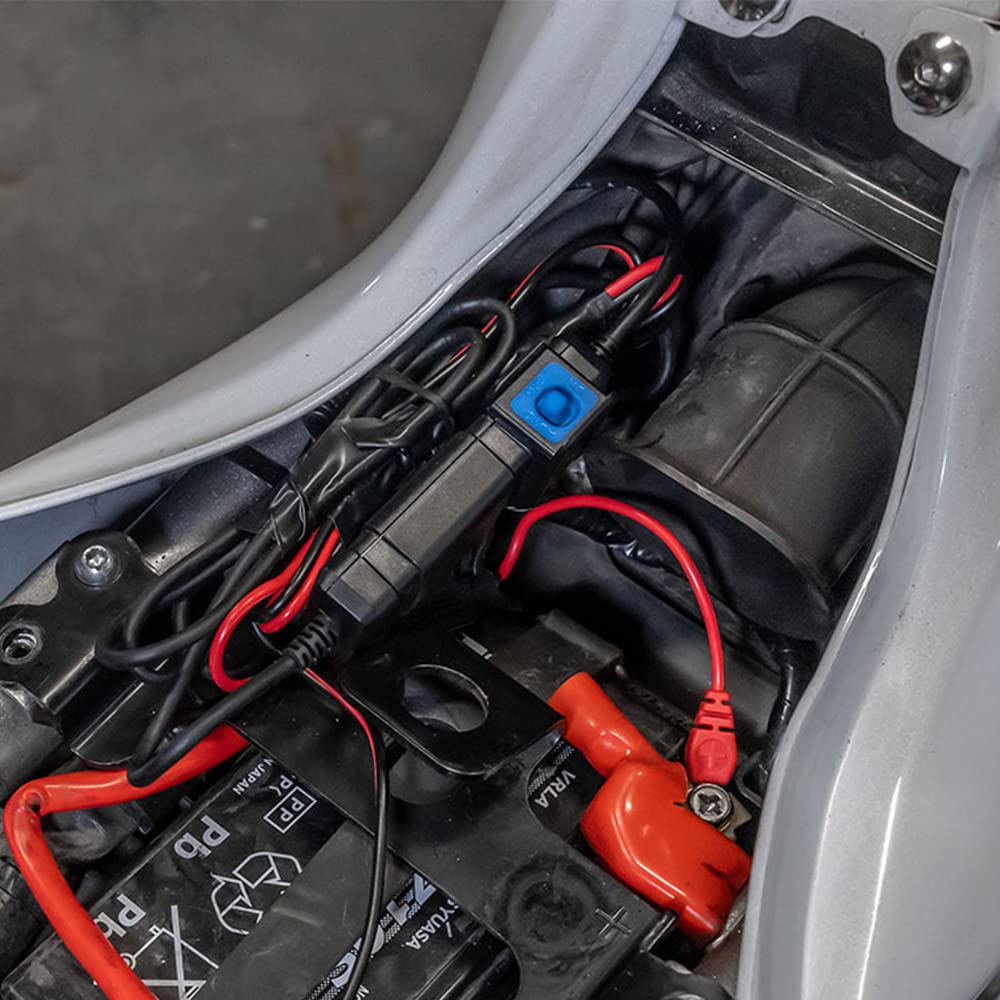 Quad Lock Waterproof 12V to USB Smart Adaptor for motorcycles, boats, caravans - Image 4